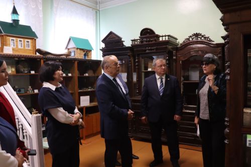 Экзам Губайдуллин посетил Нурлат с рабочим визитом