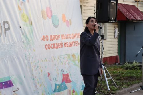 В Нурлате продолжаются праздники на обновленных дворовых территориях