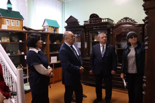 Экзам Губайдуллин посетил Нурлат с рабочим визитом