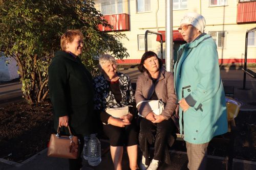 В Нурлате продолжаются праздники на обновленных дворовых территориях