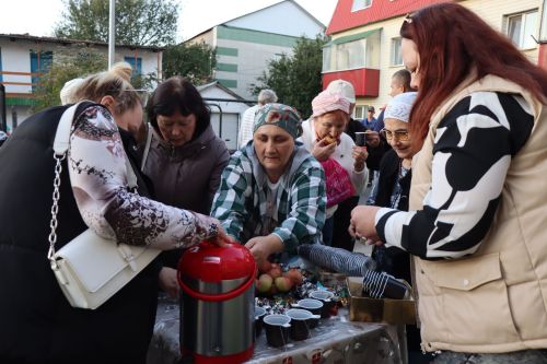 В Нурлате продолжаются праздники на обновленных дворовых территориях