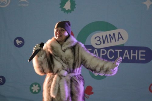 Встречая год Огненной Лошади: нурлатцы собрались на праздник в центре города