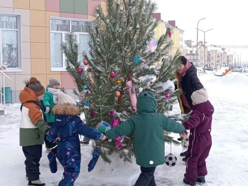 В детском саду «Буратино» Нурлата прошел сказочный новогодний квест