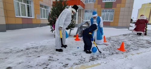 В детском саду «Буратино» Нурлата прошел сказочный новогодний квест