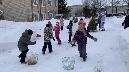 Воспитанники детского сада «Сказка» в Нурлате помогли Снеговику в зимнем спортивном квесте