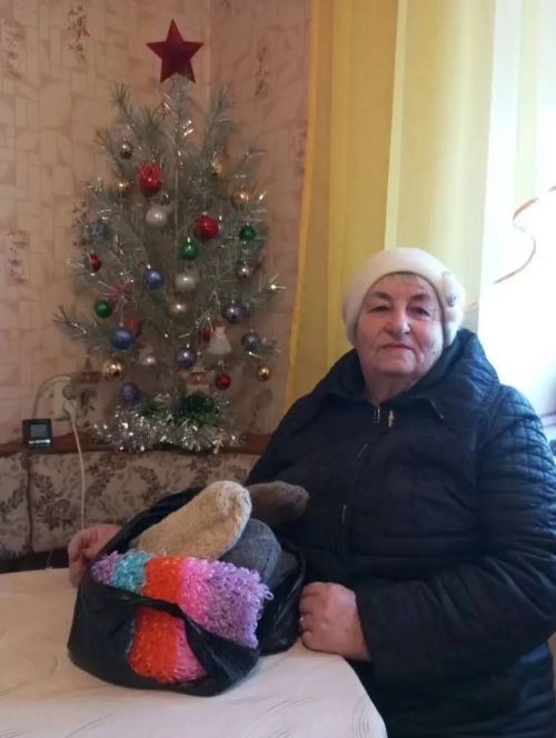 Тепло, связанное Раисой Титовой, греет бойцов СВО