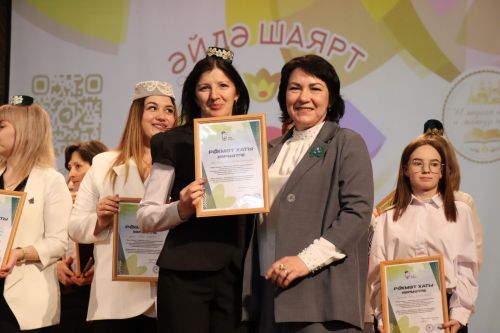 В Нурлате прошел отборочный тур межрегиональной татарской лиги КВН «Әйдә, ШаяРТ»