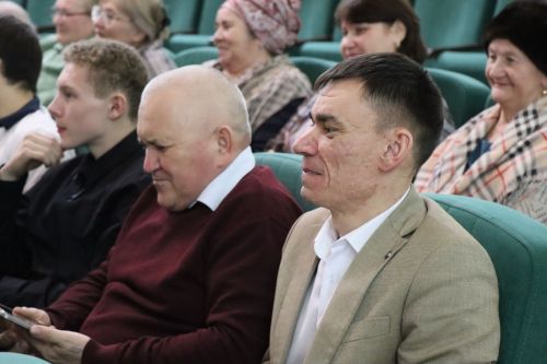 В Нурлате прошел отборочный тур межрегиональной татарской лиги КВН «Әйдә, ШаяРТ»