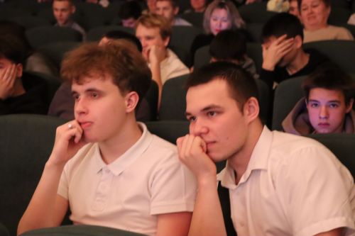 В Нурлате прошел отборочный тур межрегиональной татарской лиги КВН «Әйдә, ШаяРТ»