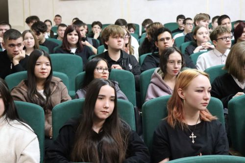 В Нурлате прошел отборочный тур межрегиональной татарской лиги КВН «Әйдә, ШаяРТ»
