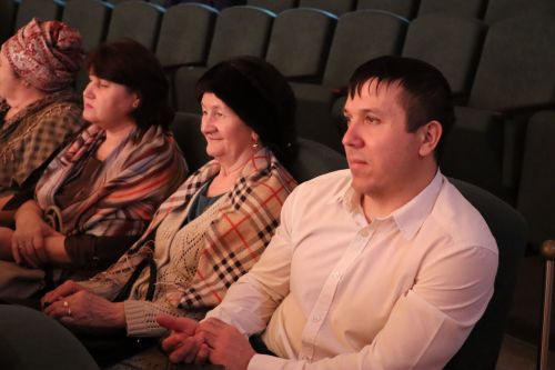 В Нурлате прошел отборочный тур межрегиональной татарской лиги КВН «Әйдә, ШаяРТ»
