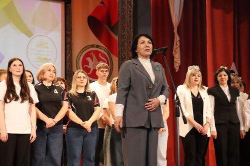 В Нурлате прошел отборочный тур межрегиональной татарской лиги КВН «Әйдә, ШаяРТ»