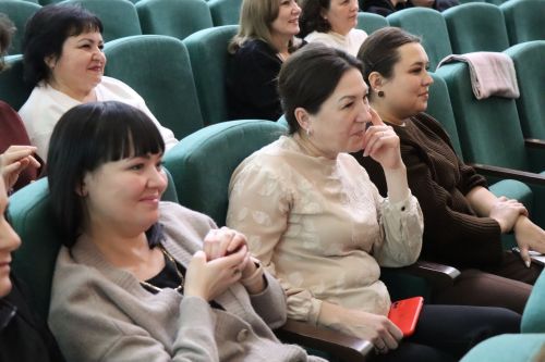 В Нурлате прошел отборочный тур межрегиональной татарской лиги КВН «Әйдә, ШаяРТ»