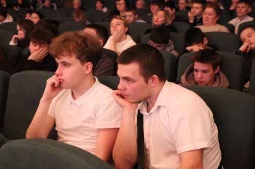 В Нурлате прошел отборочный тур межрегиональной татарской лиги КВН «Әйдә, ШаяРТ»
