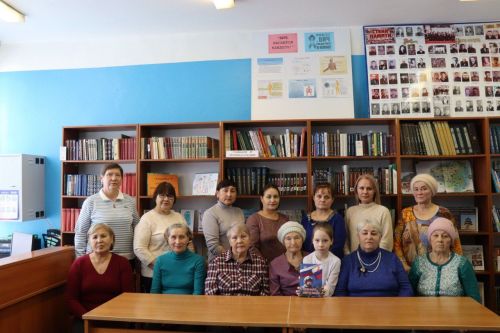 Книга памяти и добра: подарок от матери героя библиотеке Вишневой Поляны