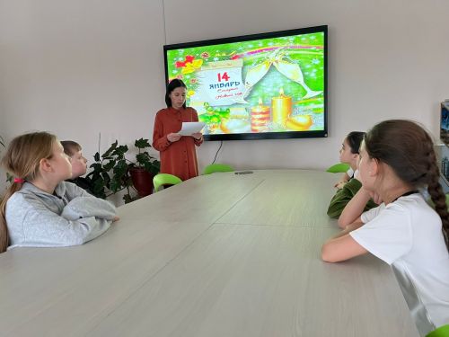 В Нурлате открыли «машину времени»: участники погрузились в историю Старого Нового года