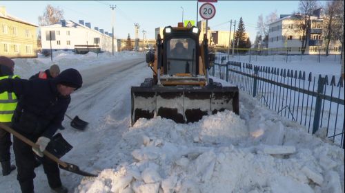 С начала сезона с улиц Нурлата вывезено 4 тысячи тонн снега