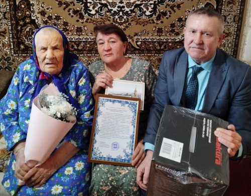 99 лет мудрости и добра: Елизавету Николаевну Французову поздравили с днем рождения