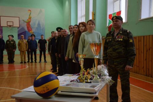 Союз силы духа и спорта: в Бугульме стартовали тренировки по волейболу сидя для ветеранов СВО