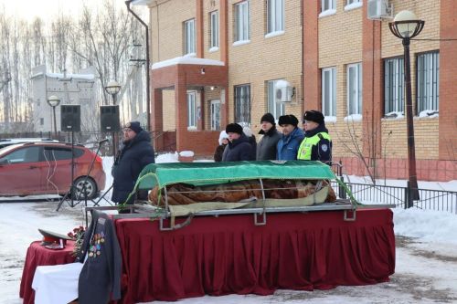 В Нурлате простились с ветераном МВД Минханифом Аюповым