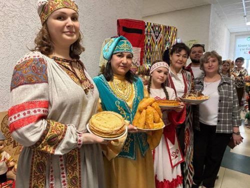 Школьный фестиваль раскрыл секреты единства через творчество