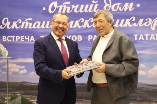Делегация из Нурлата приняла участие во встрече земляков в Набережных Челнах