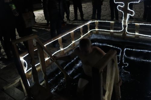 В Нурлатском районе прошли традиционные крещенские купания