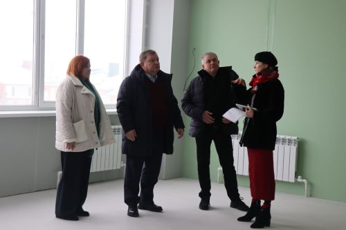 Дамир Ишкинеев на объекте капремонта провел рабочее совещание