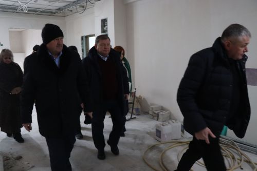 Дамир Ишкинеев на объекте капремонта провел рабочее совещание