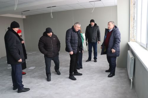 Дамир Ишкинеев на объекте капремонта провел рабочее совещание
