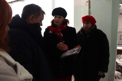 Дамир Ишкинеев на объекте капремонта провел рабочее совещание