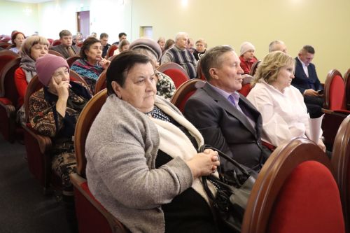 В Нурлате прошло собрание граждан микрорайона «Центральный» по вопросам благоустройства и развития