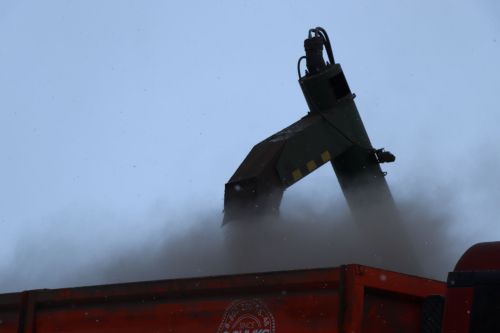 Глава Нурлатского района оценил уникальный опыт «Агрофирмы 15» по хранению сои