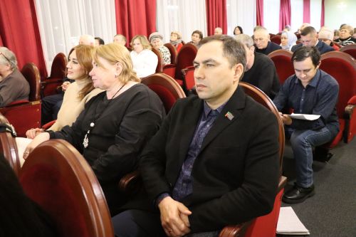 В Нурлате прошло собрание граждан микрорайона «Центральный» по вопросам благоустройства и развития
