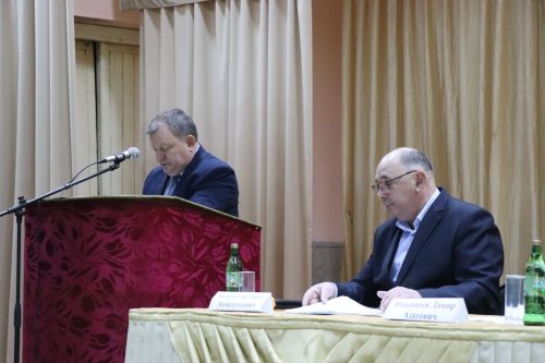 Новое доильное оборудование в помощь семье: на сходе в Кульбаево-Марасе вручили сертификат