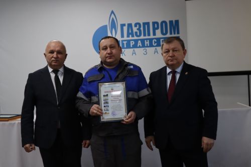 Дамир Ишкинеев провел встречу с трудовым коллективом «Нурлатгаза»