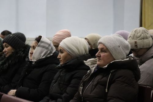 Новое доильное оборудование в помощь семье: на сходе в Кульбаево-Марасе вручили сертификат