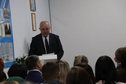 Дамир Ишкинеев провел встречу с трудовым коллективом «Нурлатгаза»