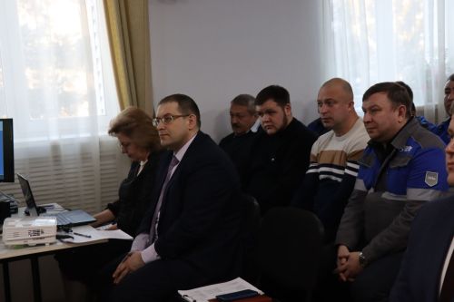 Дамир Ишкинеев провел встречу с трудовым коллективом «Нурлатгаза»