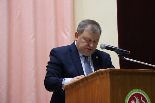 Отремонтированные скверы и новые дороги: чем живет Амзинское сельское поселение