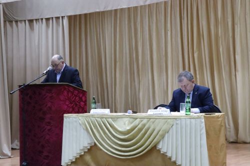 Новое доильное оборудование в помощь семье: на сходе в Кульбаево-Марасе вручили сертификат