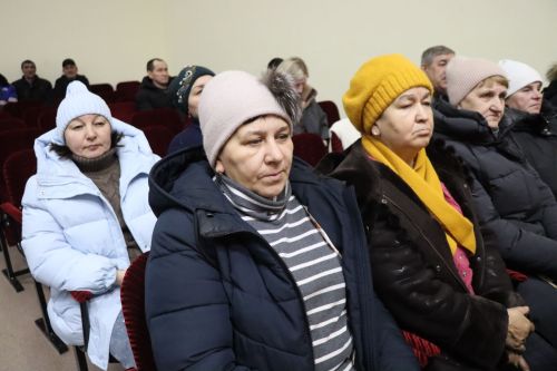 Отремонтированные скверы и новые дороги: чем живет Амзинское сельское поселение