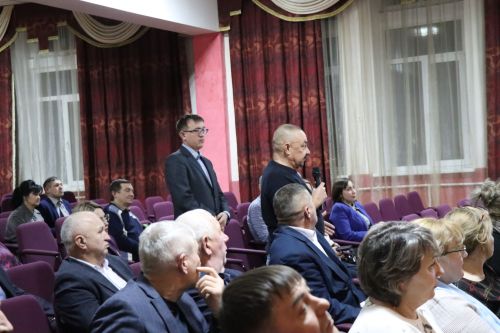 В Нурлатской гимназии прошел сход граждан