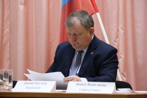 Отремонтированные скверы и новые дороги: чем живет Амзинское сельское поселение