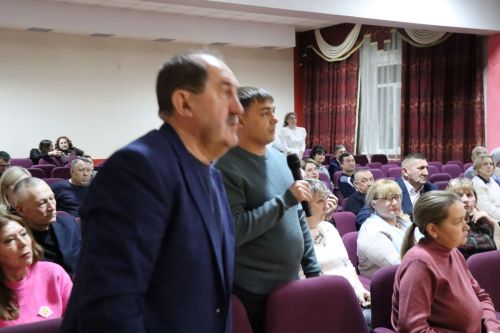 В Нурлатской гимназии прошел сход граждан