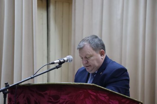 Новое доильное оборудование в помощь семье: на сходе в Кульбаево-Марасе вручили сертификат