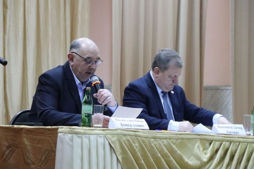 Новое доильное оборудование в помощь семье: на сходе в Кульбаево-Марасе вручили сертификат