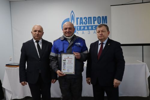 Дамир Ишкинеев провел встречу с трудовым коллективом «Нурлатгаза»