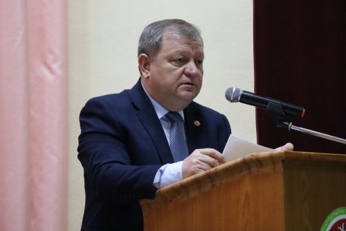 Отремонтированные скверы и новые дороги: чем живет Амзинское сельское поселение