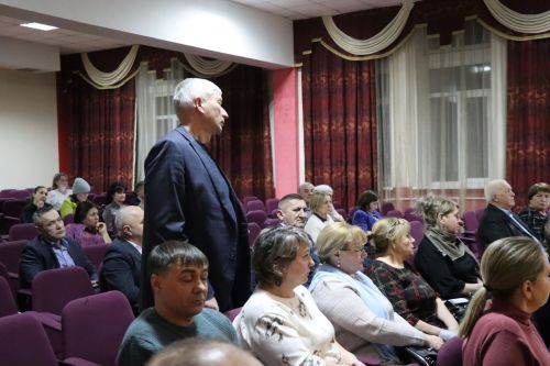 В Нурлатской гимназии прошел сход граждан